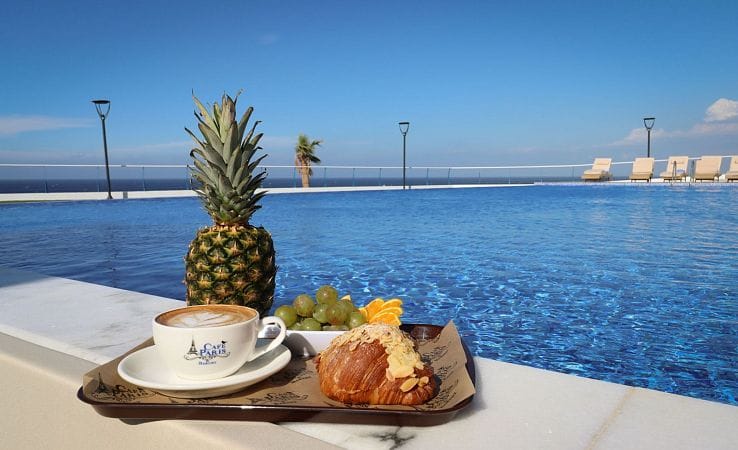 3-комнатные апартаменты 68 м² с террасой 13 м² в элитном комплексе в 100 метрах от пляжа - фото № 33