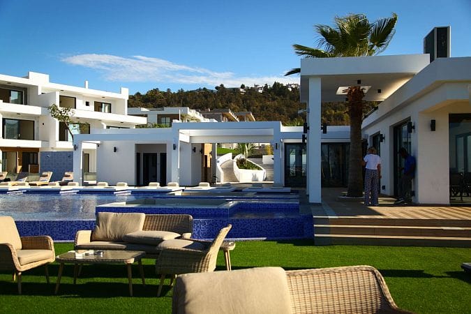 3-комнатные апартаменты 68 м² с террасой 13 м² в элитном комплексе в 100 метрах от пляжа - фото № 59