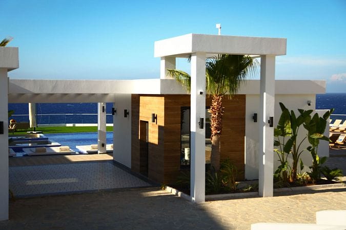 3-комнатные апартаменты 68 м² с террасой 13 м² в элитном комплексе в 100 метрах от пляжа - фото № 68