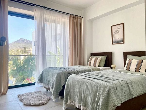 3-комнатный пентхаус 83 м² с террасой на крыше 60 м² и полным дизайн-пакетом в 200 метрах от моря! - фото № 11