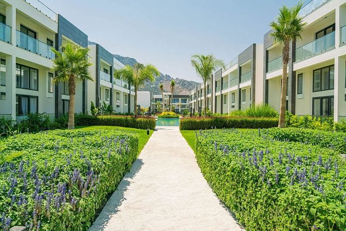 Студия пентхаус 47 м² с террасой на крыше 33 м² и дизайн пакетом в красивом комплексе в Каршияке - фото № 1