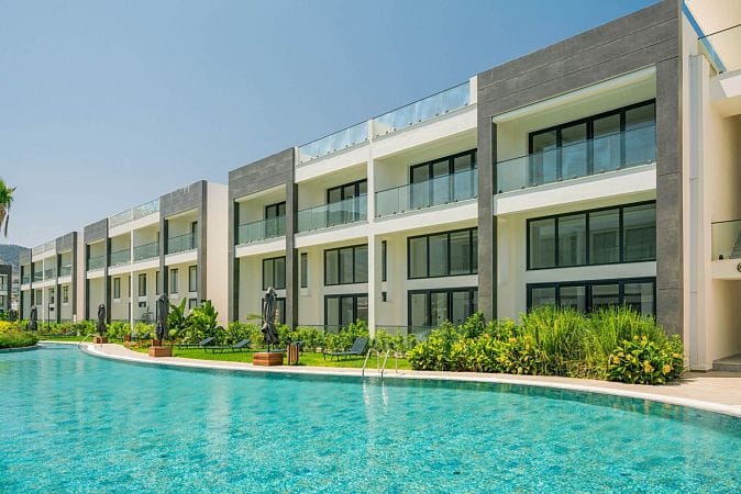 Студия пентхаус 47 м² с террасой на крыше 33 м² и дизайн пакетом в красивом комплексе в Каршияке - фото № 3