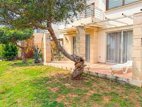 3-комнатные апартаменты 77 м² c террасой 20 м² в 400 метрах от моря - фото № 3