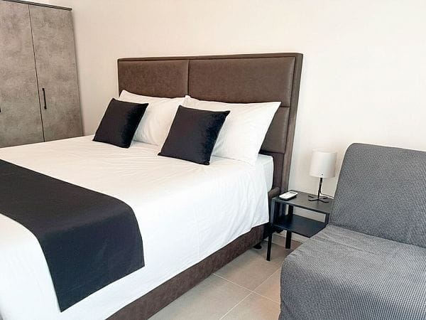 2-комнатные апартаменты 69 м² с террасой 13 м² в курортном комплексе - фото № 9