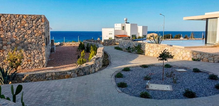 2-комнатные  апартаменты 57м² с полной меблировкой в 100 метрах от пляжа. - фото № 4