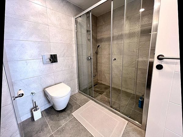 3-комнатные апартаменты 99 м² с видом на горы - фото № 11