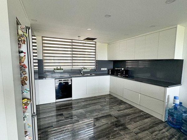 4-комнатные апартаменты 150 м² в роскошном комплексе в центре Кирении - фото № 5