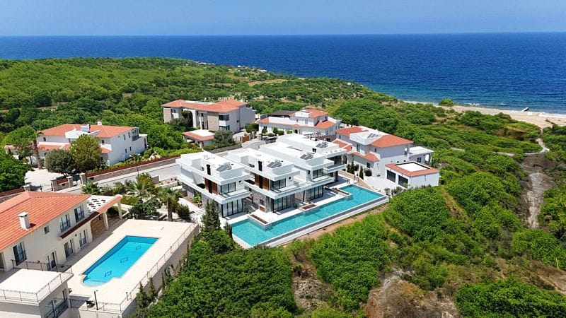 Полностью меблированная 3-комнатная вилла 142 м² с приватным бассейном  - фото № 2