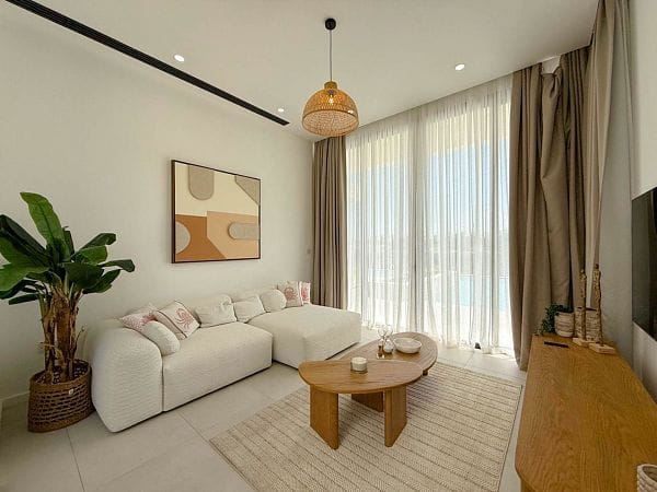 Полностью меблированная 3-комнатная вилла 142 м² с приватным бассейном  - фото № 10