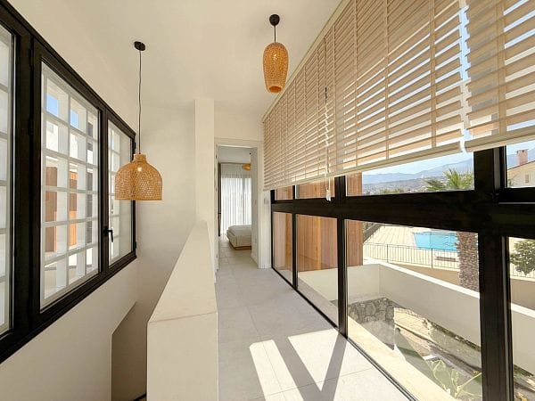 Полностью меблированная 3-комнатная вилла 142 м² с приватным бассейном  - фото № 14