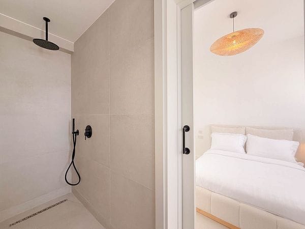 Полностью меблированная 3-комнатная вилла 142 м² с приватным бассейном  - фото № 35