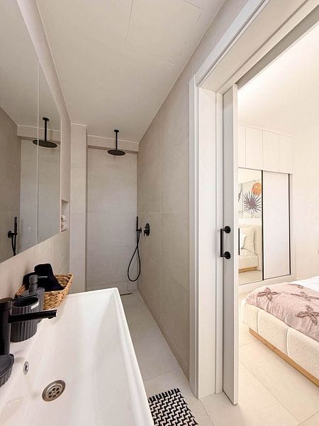 Полностью меблированная 3-комнатная вилла 142 м² с приватным бассейном  - фото № 49