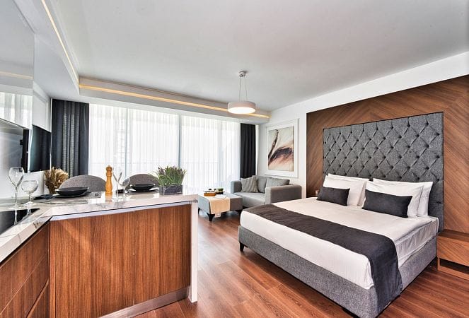 Студия 53 м² с террасой в элитном комплексе в 700 метрах от пляжа - фото № 5