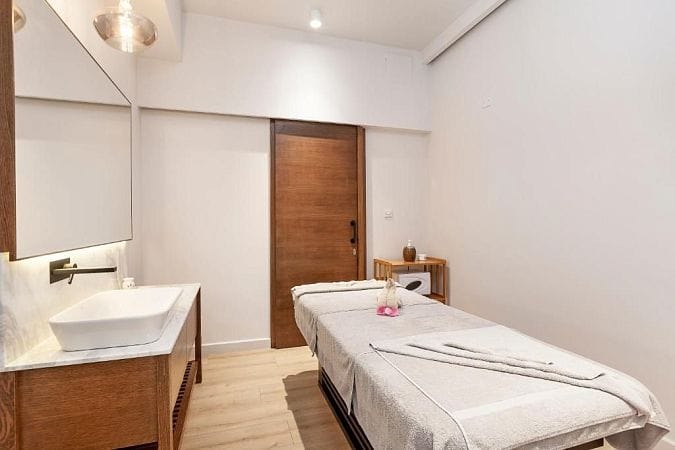 2-комнатные апартаменты 64 м² с террасой 30 м² и прямым видом на море из спальни! - фото № 27