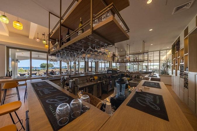 2-комнатные апартаменты 64 м² с террасой 30 м² и прямым видом на море из спальни! - фото № 35