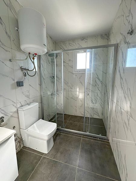 3-комнатные апартаменты 79 м² с балконом в 550 метрах от моря - фото № 17