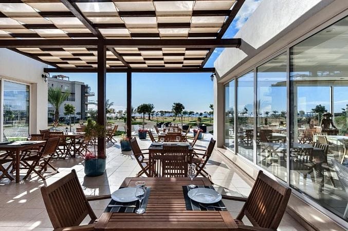 Студия 38 м² с видом на море прямо с балкона - фото № 15