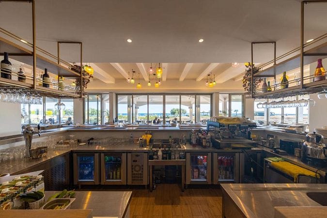 Студия 38 м² с видом на море прямо с балкона - фото № 24