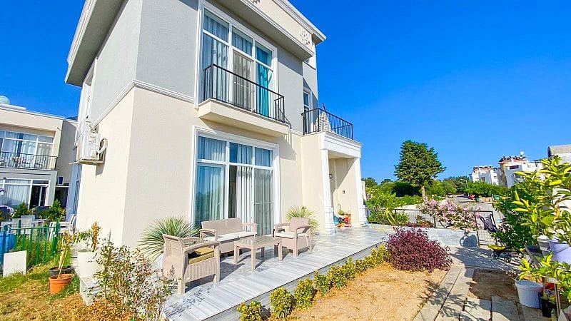 3-комнатная вилла 138 м² с террасой на крыше - фото № 1