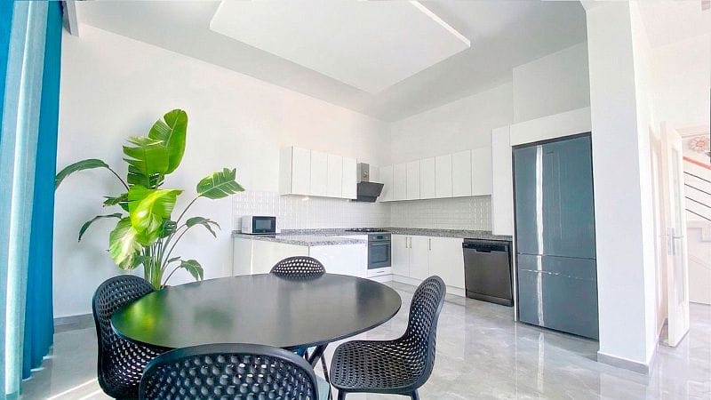 3-комнатная вилла 138 м² с террасой на крыше - фото № 4