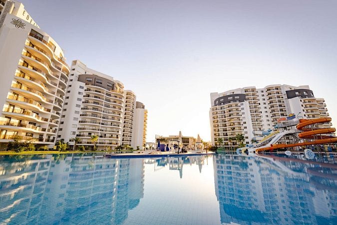 Меблированная студия 57 м² в курортном комплексе 5-звёздочного уровня - фото № 13