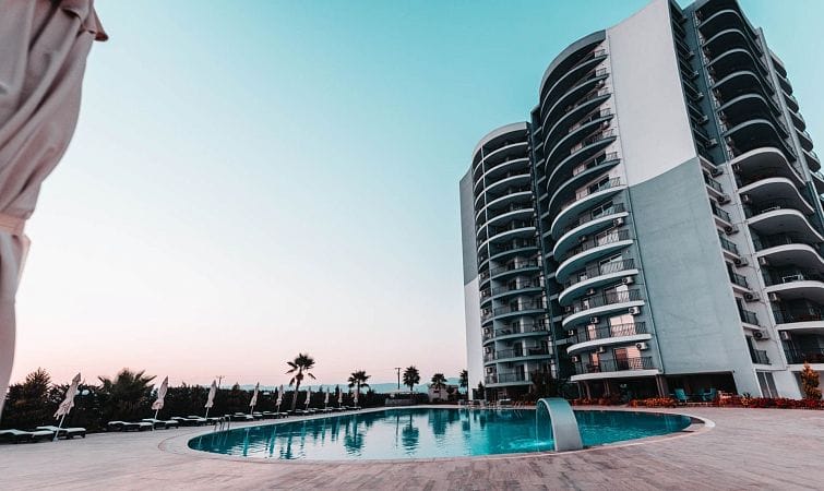 Меблированная студия 57 м² в курортном комплексе 5-звёздочного уровня - фото № 40