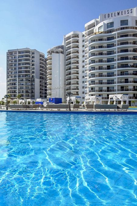 Меблированная студия 57 м² в курортном комплексе 5-звёздочного уровня - фото № 47