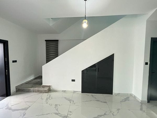 Новая 4-комнатная вилла 230 м² с видом на горы и море - фото № 26