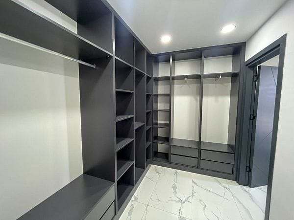 Новая 4-комнатная вилла 230 м² с видом на горы и море - фото № 36