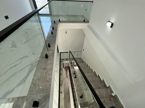 Новая 4-комнатная вилла 230 м² с видом на горы и море - фото № 43