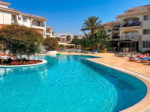 3-комнатные апартаменты 60 м² с террасой всего в 150 метрах от моря! - фото № 1