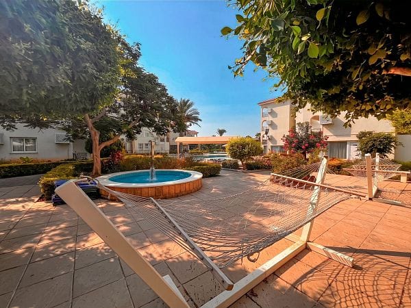 3-комнатные апартаменты 60 м² с террасой всего в 150 метрах от моря! - фото № 12