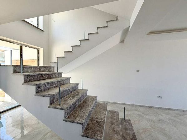 3-комнатный таунхаус 127 м² c террасой на крыше 40 м² в комплексе с частным пляжем - фото № 8