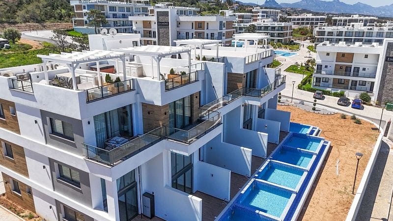 3-комнатные апартаменты 68 м² с террасой 13 м² в элитном комплексе в 100 метрах от пляжа - фото № 54