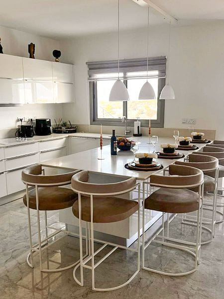 4-комнатный пентхаус 110 м² с балконом и террасой 82 м² в 250 метрах от моря! - фото № 11