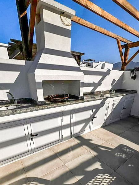 4-комнатный пентхаус 110 м² с балконом и террасой 82 м² в 250 метрах от моря! - фото № 20