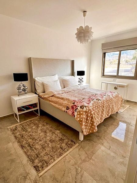 4-комнатный пентхаус 110 м² с балконом и террасой 82 м² в 250 метрах от моря! - фото № 37