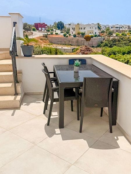 4-комнатный пентхаус 110 м² с балконом и террасой 82 м² в 250 метрах от моря! - фото № 45