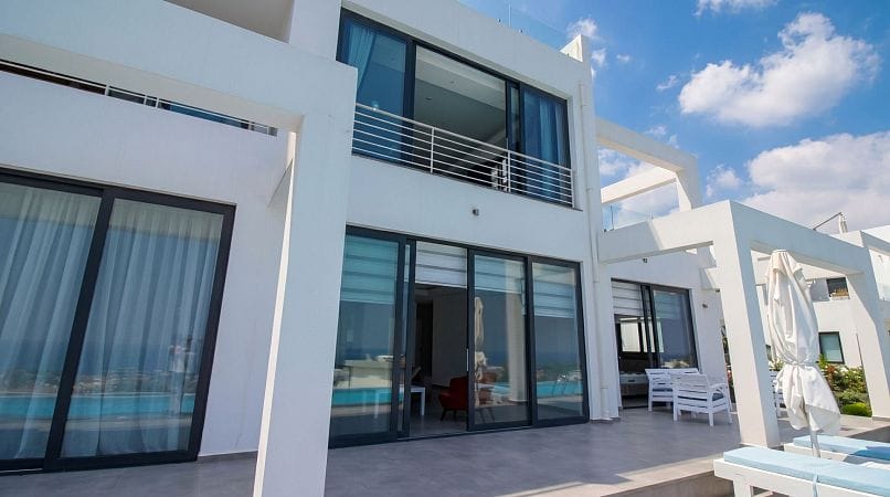4-комнатные апартаменты 133 м² с террасой 32 м² и прямым видом на море в шикарном комплексе - фото № 13