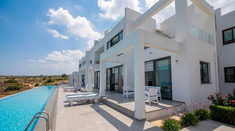 4-комнатные апартаменты 133 м² с террасой 32 м² и прямым видом на море в шикарном комплексе - фото № 14