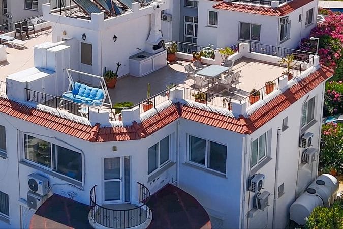 4-комнатные апартаменты 80 м² с террасой на крыше 80 м² всего в 50 метрах от моря! - фото № 40