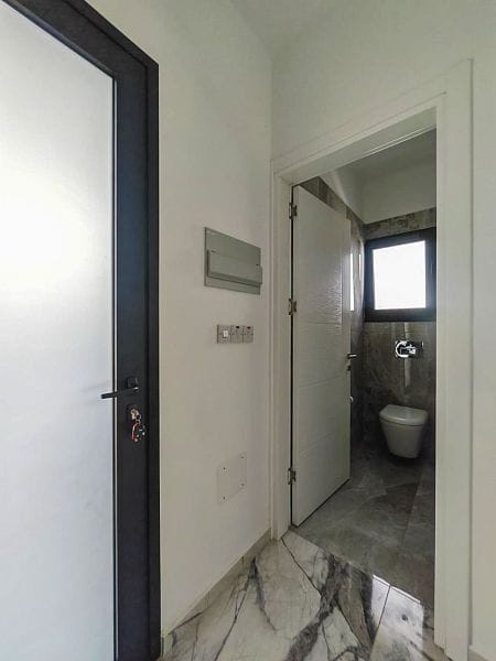4-комнатная вилла 160 м² с участком и террасой в 350 метрах от пляжа - фото № 24