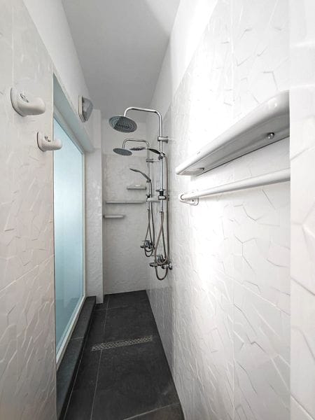 4-комнатная вилла 160 м² с участком и террасой в 350 метрах от пляжа - фото № 30