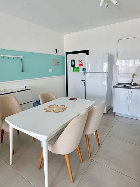 3-комнатные апартаменты 76 м² с балконом 8 м², мебелью и техникой в курортном комплексе - фото № 10