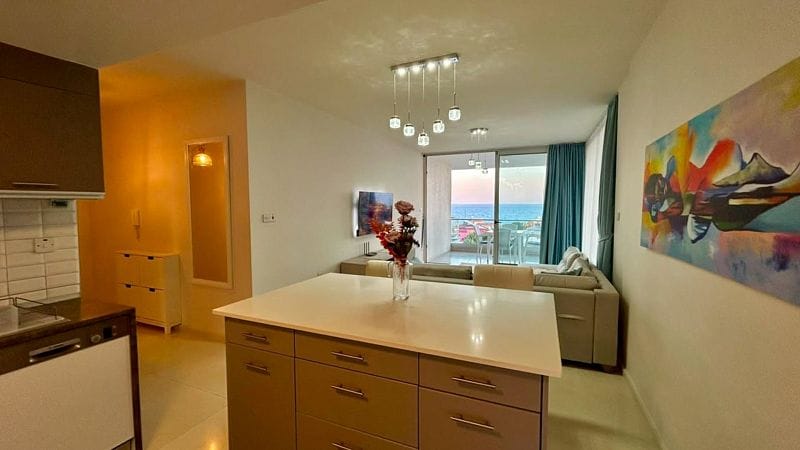 3-комнатные апартаменты 130 м² в 200 метрах от пляжа с панорамным видом на море! - фото № 6