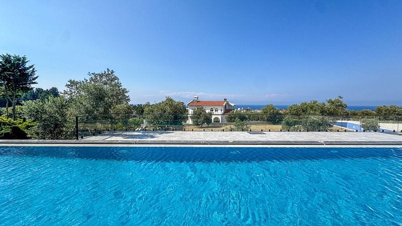 2-комнатные апартаменты 72 м² с террасой 9 м² c красивым видом - фото № 6