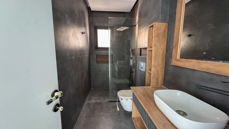 2-комнатные апартаменты 72 м² с террасой 9 м² c красивым видом - фото № 11