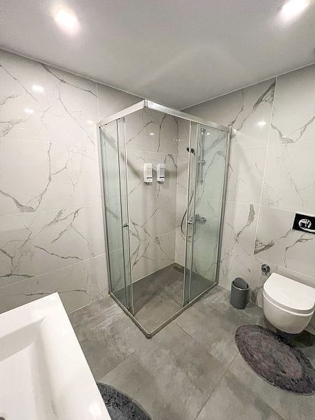 4-комнатный пентхаус 402 м² с джакузи и просторными террасами в живописном комплексе - фото № 17