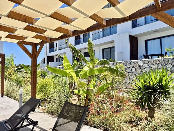 Студия 36 м² с террасой 13 м² в 350 метрах от моря! - фото № 32