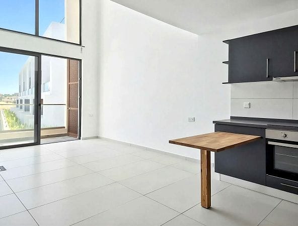 2-комнатный пентхаус loft 67 м² с террасой на крыше 31 м² в 350 метрах от моря! - фото № 5